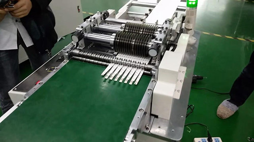 cutting pcb board